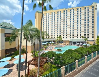 Rosen Plaza Pool